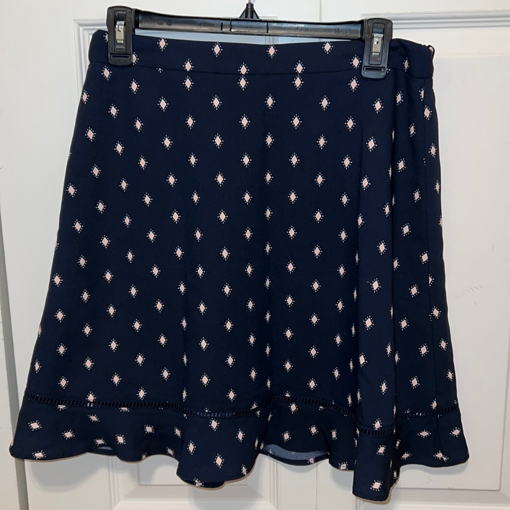 Loft Printed Woven 19” Skirt - Size Small